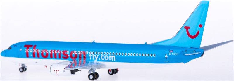 NG models Thomson Airways Boeing 737-800 G-CDZI 1:400 Diecast Model view 2