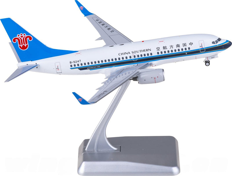 FLOZ China Southern Boeing 737-700 B-5247 1:200 Diecast Model view 2