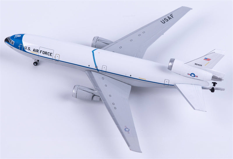 Herpa US Air Force McDonnell Douglas KC-10 90433 1:500 Diecast Model view 2