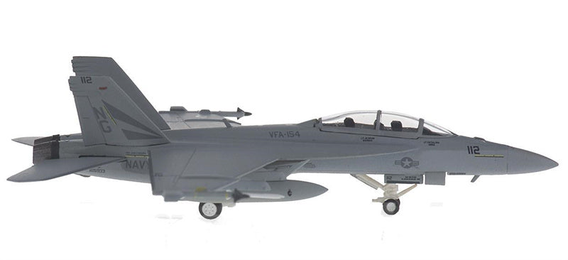 Hogan McDonnell Douglas F/A-18F VFA-154 NG112 1:200 Airplane Pre-built  Airliner Model Display