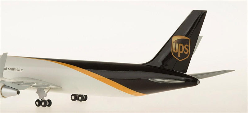 Hogan UPS Boeing 767-300F 1:200 ABS Model view 5