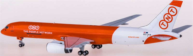 NG Models TNT Boeing 757-200BCF OE-LFB 1:400 Diecast Model view 3