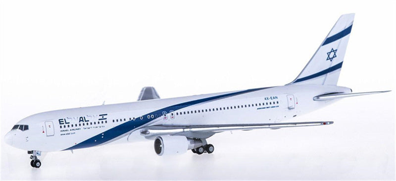 Geminijets El Al Boeing 767-300ER 4X-EAN 1:400 Airplan Diecast Model view 2