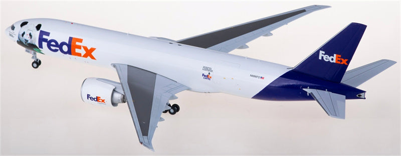 Geminijets FedEx Boeing 777-200LRF N886FD 1:200 Diecast Model view 2
