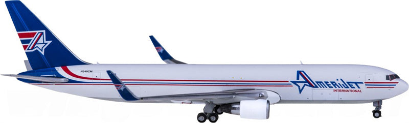 Geminijets Amerijet International Boeing 767-300ER N349CM 1:400 Diecast Model view 3