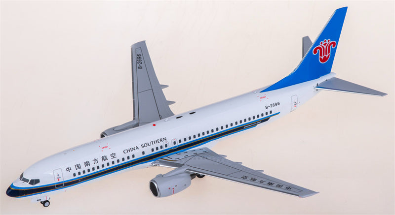 NG Models China Southern Airlines Boeing 737-800 B-2696 1:200 Diecast Model view 2