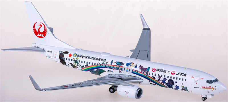 JC Wings Japan Transocean Air Boeing 737-800 1:200 Diecast Model view 2