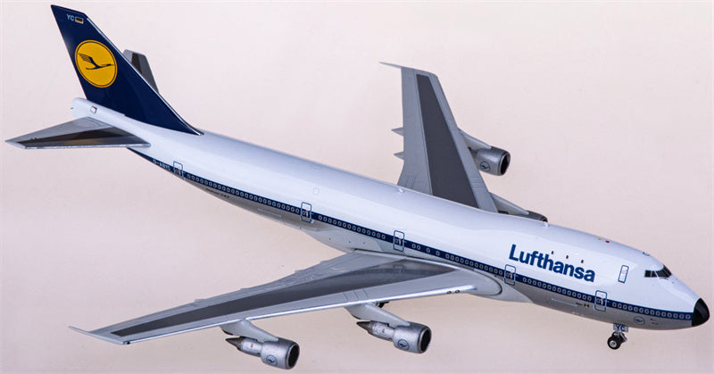 Phoenix Lufthansa Boeing 747-100 D-ABYC 1:400 Diecast Model view 3