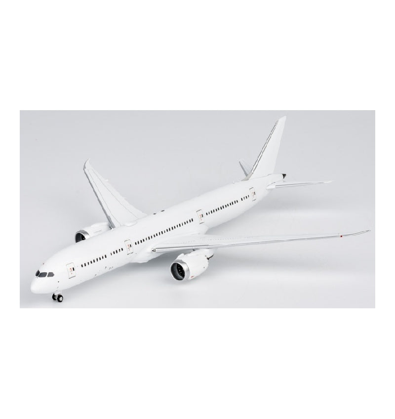 NG Models 1:400 Boeing 787-9 Dreamliner Blank DIECAST Model