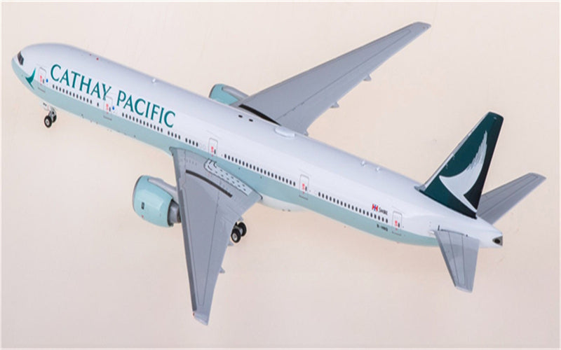 Phoenix Cathay Pacific Boeing 777-300 B-HNQ 1:400 Diecast Model view 4