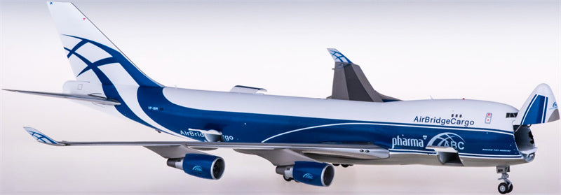 Geminijets AirBridgeCargo Boeing 747-400ERF VP-BIM 1:200 Diecast Model view 3