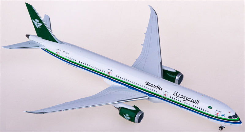 NG Models Saudia Boeing 787-10 Dreamliner HZ-AR32 1:400 Diecast Model view 4