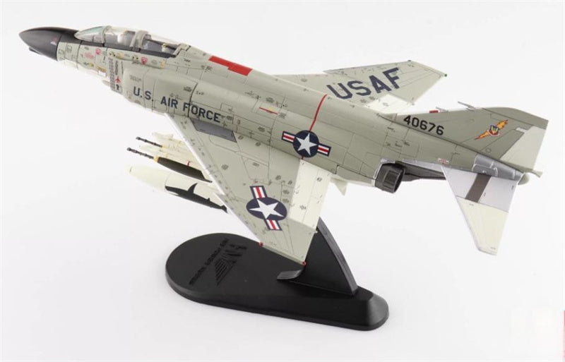 HOBBY MASTER F-4C Phantom II 64-0676 45th TFS Ubon Thailand 1965 1:72 Airplane Pre-built Model