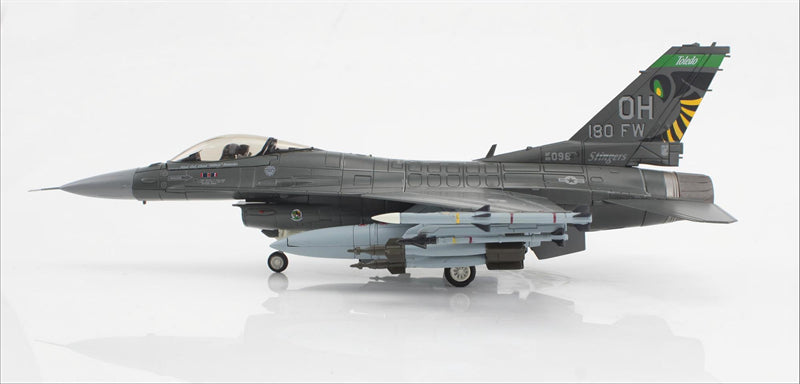 HOBBY MASTER USAF F-16C 112th FS 1:72 Model 2023 89-2098
