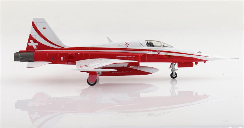 HOBBY MASTER F-5E Patrouille Suisse 2025 (with decals  pilot names & plane numbers) 1:72 Aircraft Pre-built Model
