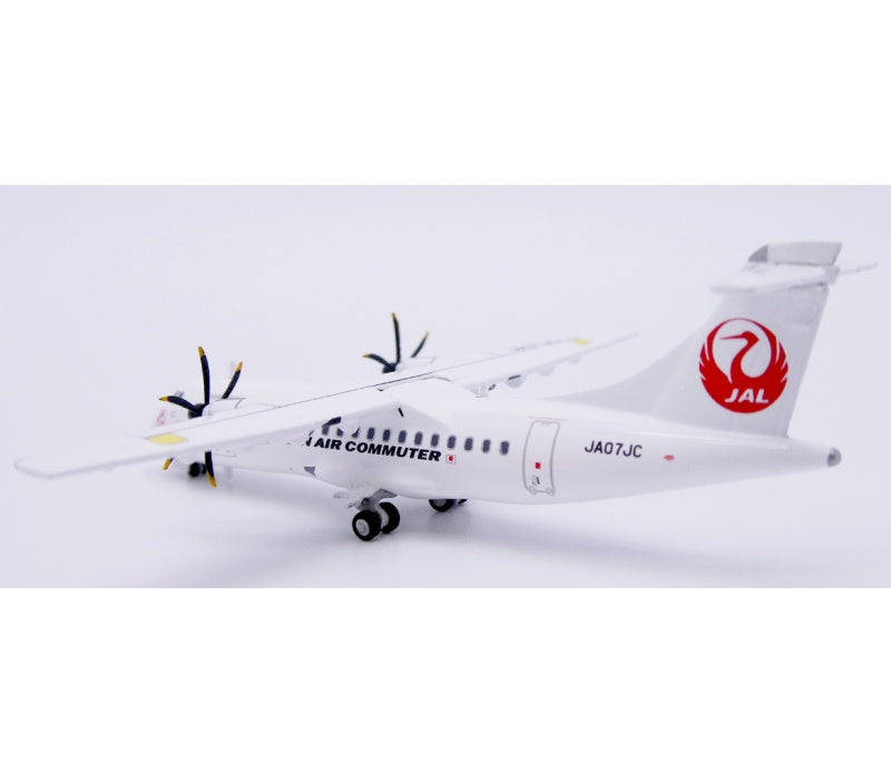 JC Wings 1:400 Japan Air Commuter ATR-42-600 JA07JC  DIECAST Model
