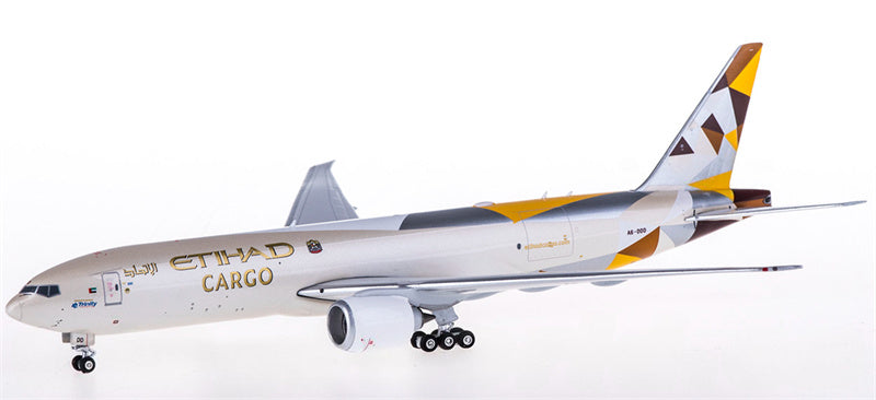 Phoenix Etihad Airways Cargo Boeing 777-200F A6-DDD 1:400 Diecast Model view 2