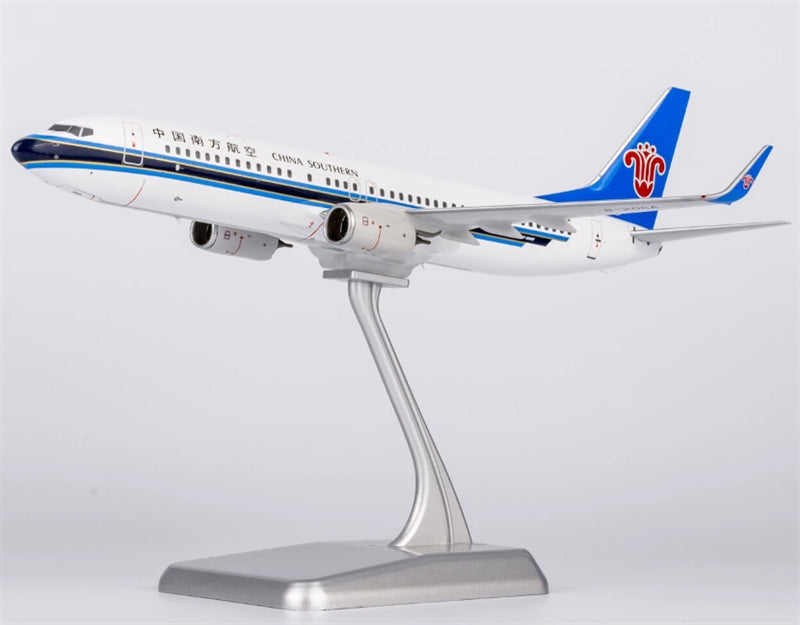 NG Models 1:200 China Southern Boeing 737-800 B-206A  DIECAST Model