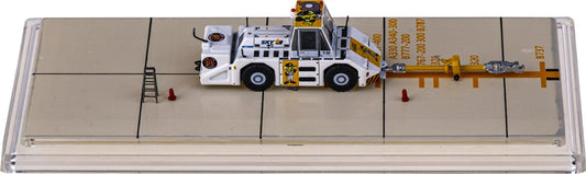 JC Wings Skymark WT250E Pushback Tug 1:200 Accessory Model view 1