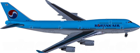 JC Wings Korean Air Boeing 747-400 HL7461 1:400 Diecast Model view 1