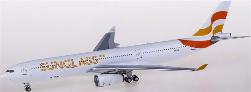 NG Models Sunclass Airlines Airbus A330-300 OY-VKI 1:400 Diecast Model view 1