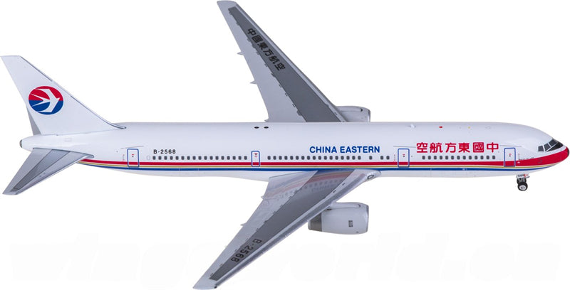 Phoenix China Eastern for Boeing 767-300ER B-2568 1:400 Aircraft Pre-built Model