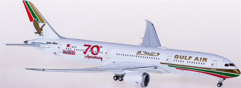 Geminijets Gulf Air Boeing 787-9 A9C-FG 70th 1:400 Diecast Model view 1