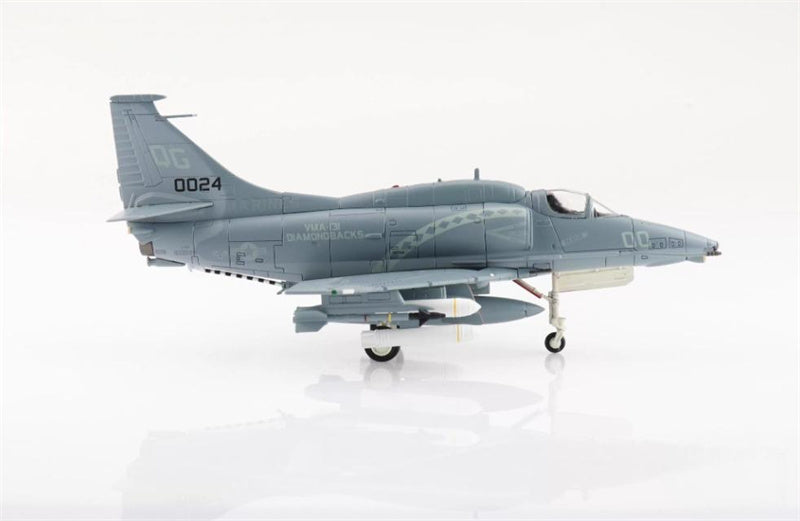 HOBBY MASTER A-4M Skyhawk Diamondbacks 160024 VMA-131 US Marines 1993 1:72 Airplane Pre-built Model