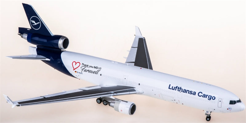 SQ Wings Lufthansa Cargo McDonnell Douglas MD-11 D-ALCC 1:200 Diecast Model view 1