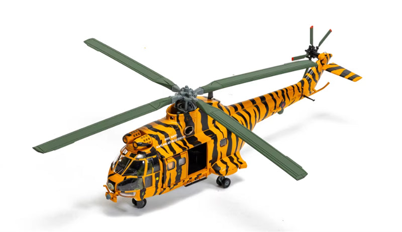 CORGI RAF HC-1 230 1:72 Model 1992 Limited Edition NATO Tiger Meet XW231