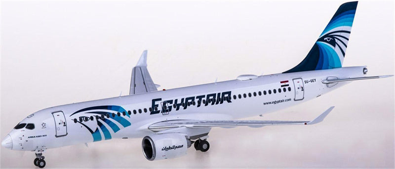 JC Wings EgyptAir Airbus A220-300 SU-GEY 1:200 Diecast Model view 1