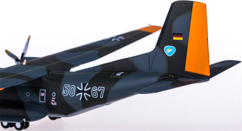 Herpa Luftwaffe Transall C-160 50+67 1:200 Diecast Model view 3