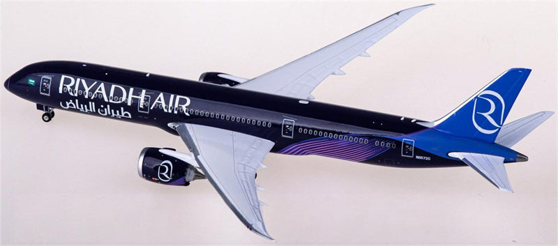 Phoenix Riyadh Air Boeing 787-9 N8572C 1:400 Diecast Model view 4