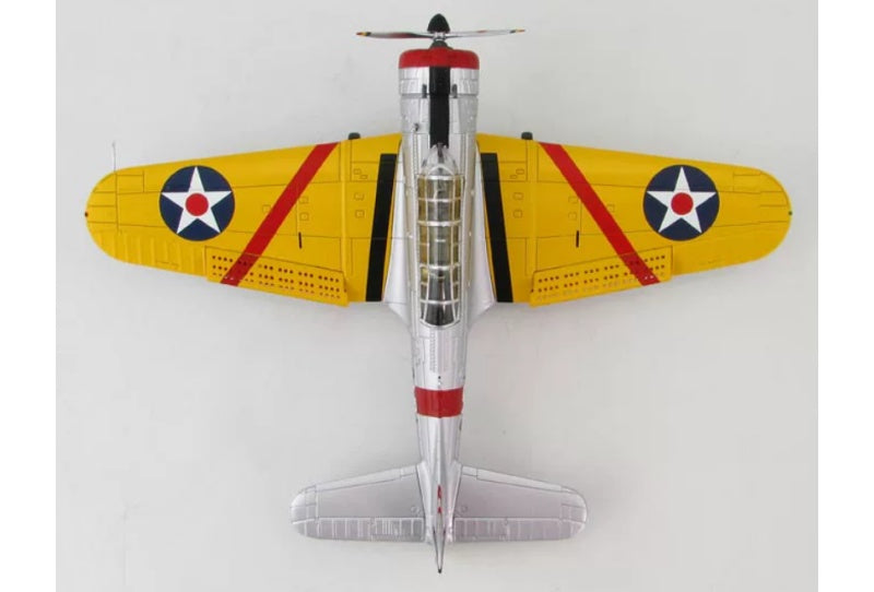 Hobby Master Douglas SBD-1 BuNo 1597, Squadron Commander of VMB-2, US Marine, San Diego, 1940 1/72 Aircraft Pre-built Model