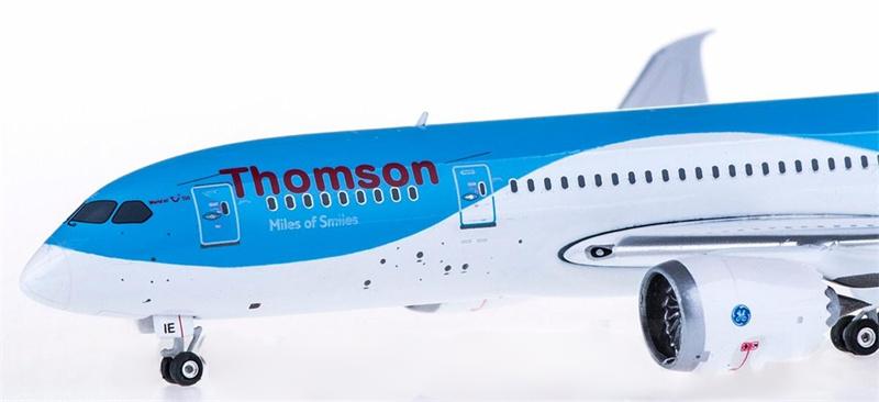 Phoenix Thomson for Boeing 787-8 G-TUIE 1:400 Airplane Pre-built  Airliner Model Display