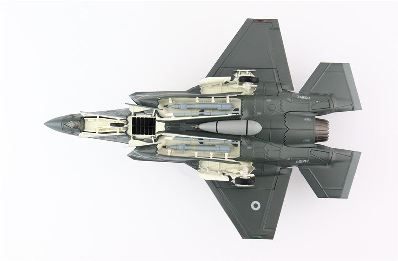 HOBBY MASTER F-35B Lightning II ZM158 617 Sqn. RAF March Estonia 2022 1/72 Aircraft Pre-built Model