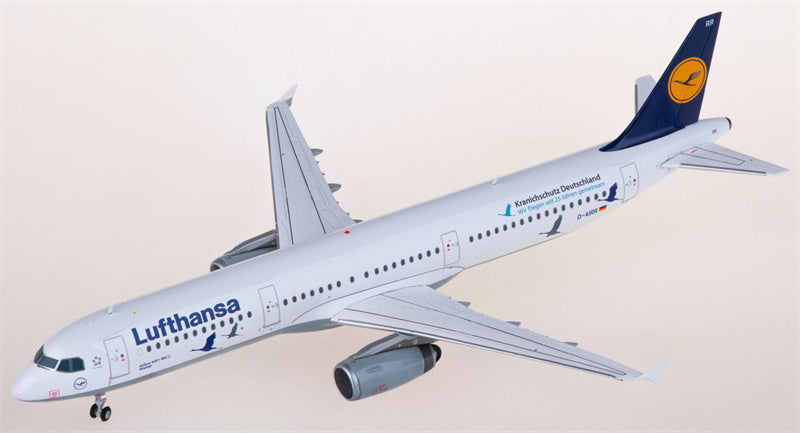 JC Wings Lufthansa Airbus A321 D-AIRR 1:200 Diecast Model view 3