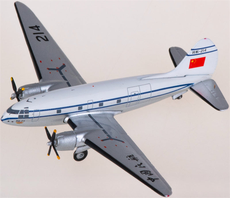 Yu CAAC Curtiss C-46 214 1:400 Diecast Model view 1