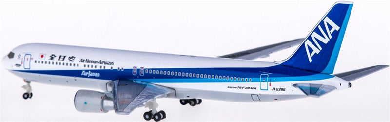 Hogan ANA Boeing 767-300ER JA8286 1:500 Diecast Model view 2
