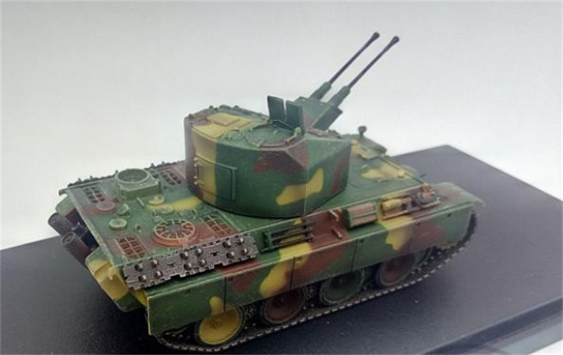 Dragon MAN Sd.Kfz.171 Flakpanzer V Coelian German Army, Germany, 1945 1:72 Tank Pre-built Model