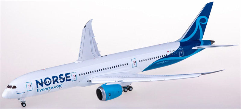 JC Wings Norse Atlantic Airways Boeing 787-9 Dreamliner LN-LNO Flaps Down 1:200 Diecast Model view 2