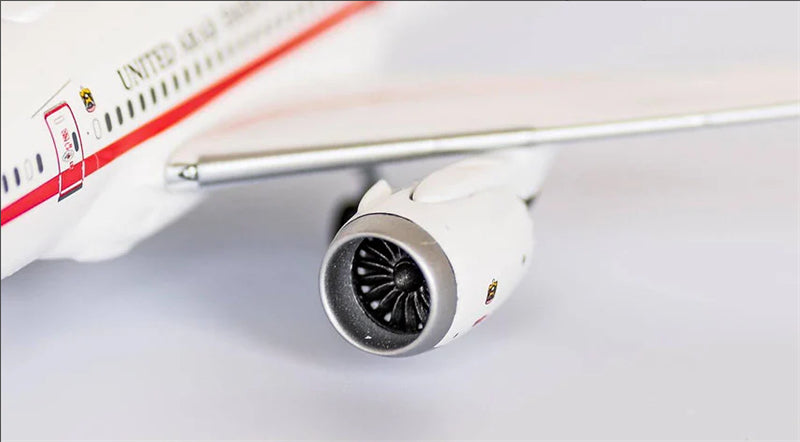 NG Models 1:400 Presidential Flight Boeing 787-9 A6-PFE  DIECAST Model