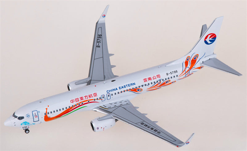 NG Models 1:400 China Eastern Boeing 737 B-5796 Diecast Model view 1