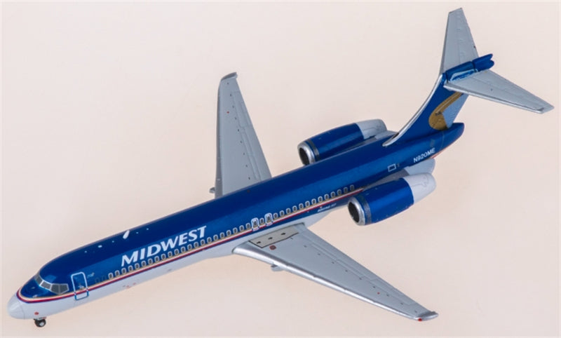 Geminijets Midwest Airlines Boeing 717-200 N920ME 1:400 Diecast Model view 3