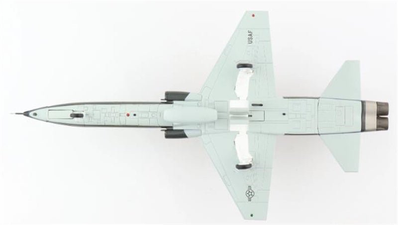 HOBBY MASTER T-38C Talon 70-1576, 50th FTS "Strikin' Snakes", Columbus AFB, 2009 1/72 Aircraft Pre-built Model