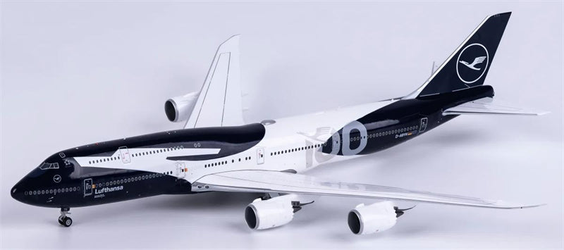 SQ Wings 1:200 Lufthansa Boeing 747-8 D-ABYN  DIECAST Model