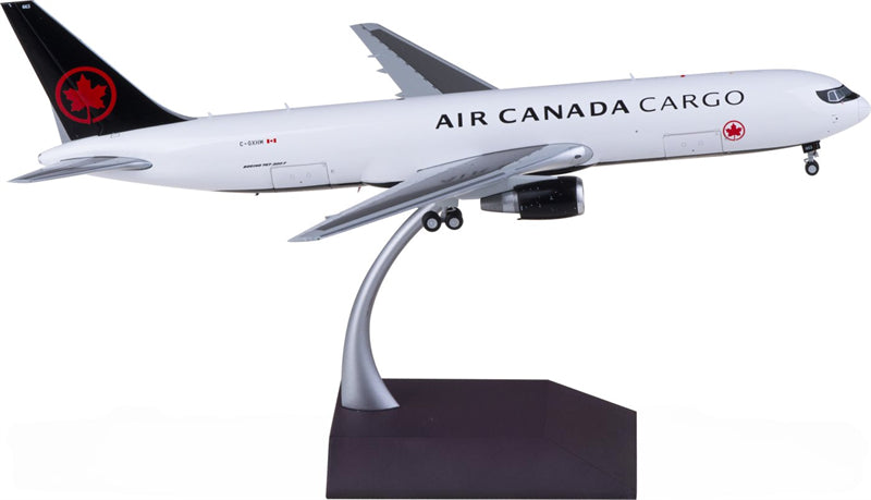 Geminijets Air Canada Cargo Boeing 767-300ERF C-GXHM Cabin Open 1:200 Diecast Model view 2