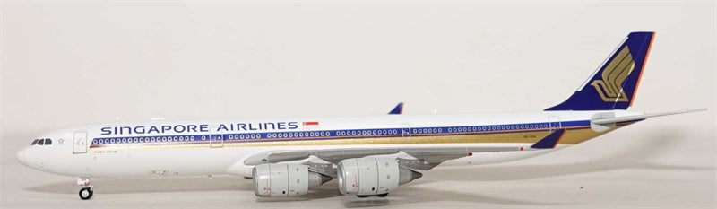 Hxmodels Singapore Airlines Airbus A340-500 9V-SGA 1:400 Diecast Model view 4