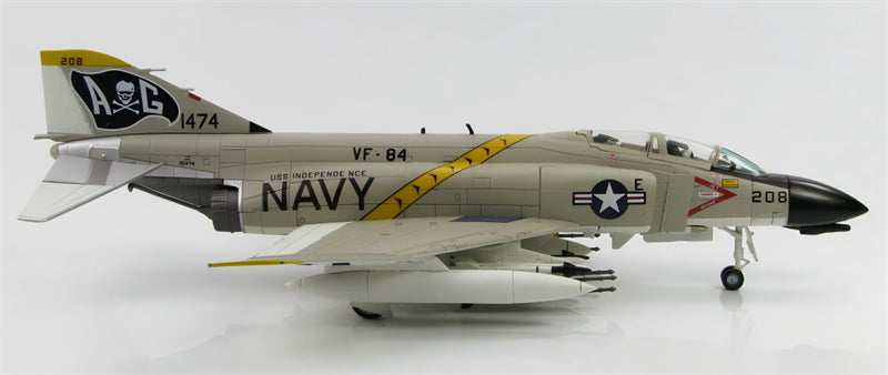 HOBBY MASTER USN F-4B VF-84 Jolly Rogers 1:72 Model 1965 USS Independence 151474