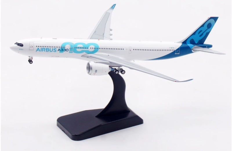 Aviation 1:400 Airbus A330-900NEO F-WTTN  DIECAST Model